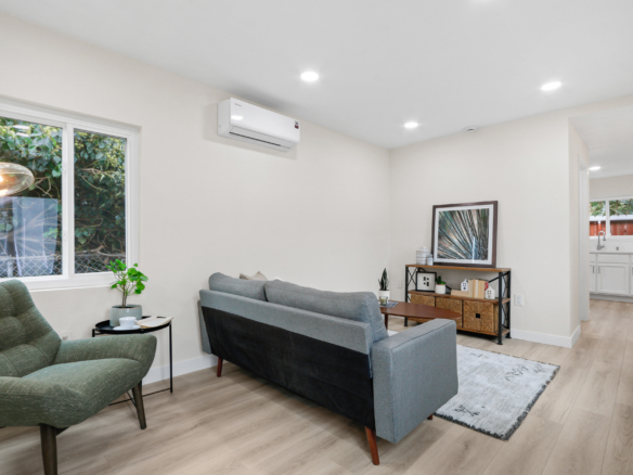 584